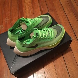 Nike zoomX vaporfly next%
